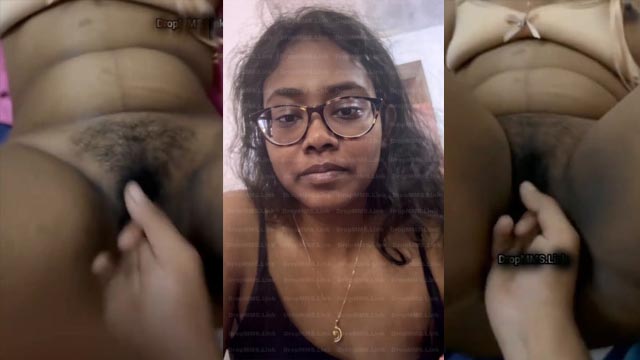 Mallu Horny Girl Enjoying – Doggystyle Fucking By Lovers